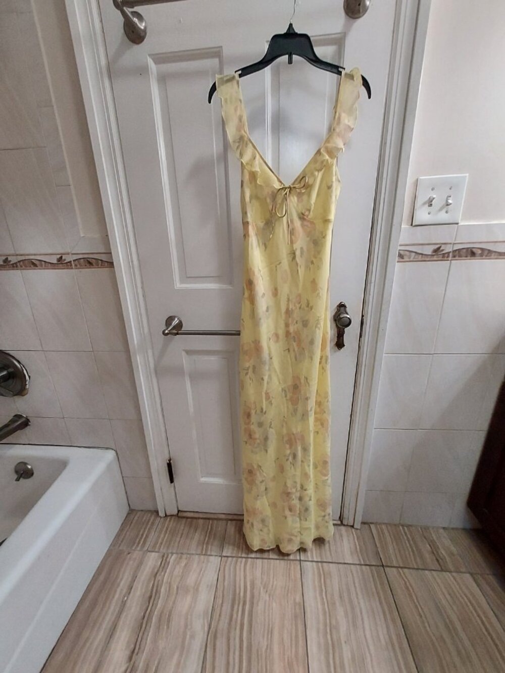Realisation Par Zinnia Butter Yellow Floral The Heidi Sleeveless Dress